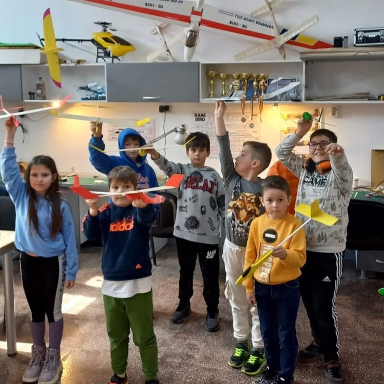 Despre Aeromodelism si noi!